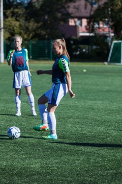 Bild 11 - B-Juniorinnen SV Henstedt Ulzburg - SG Weststeinburg : Ergebnis: 4:0